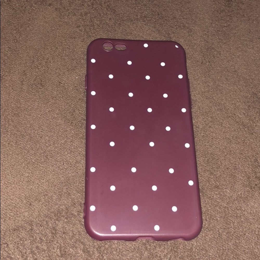 iPhone 6s maroon polka dot case